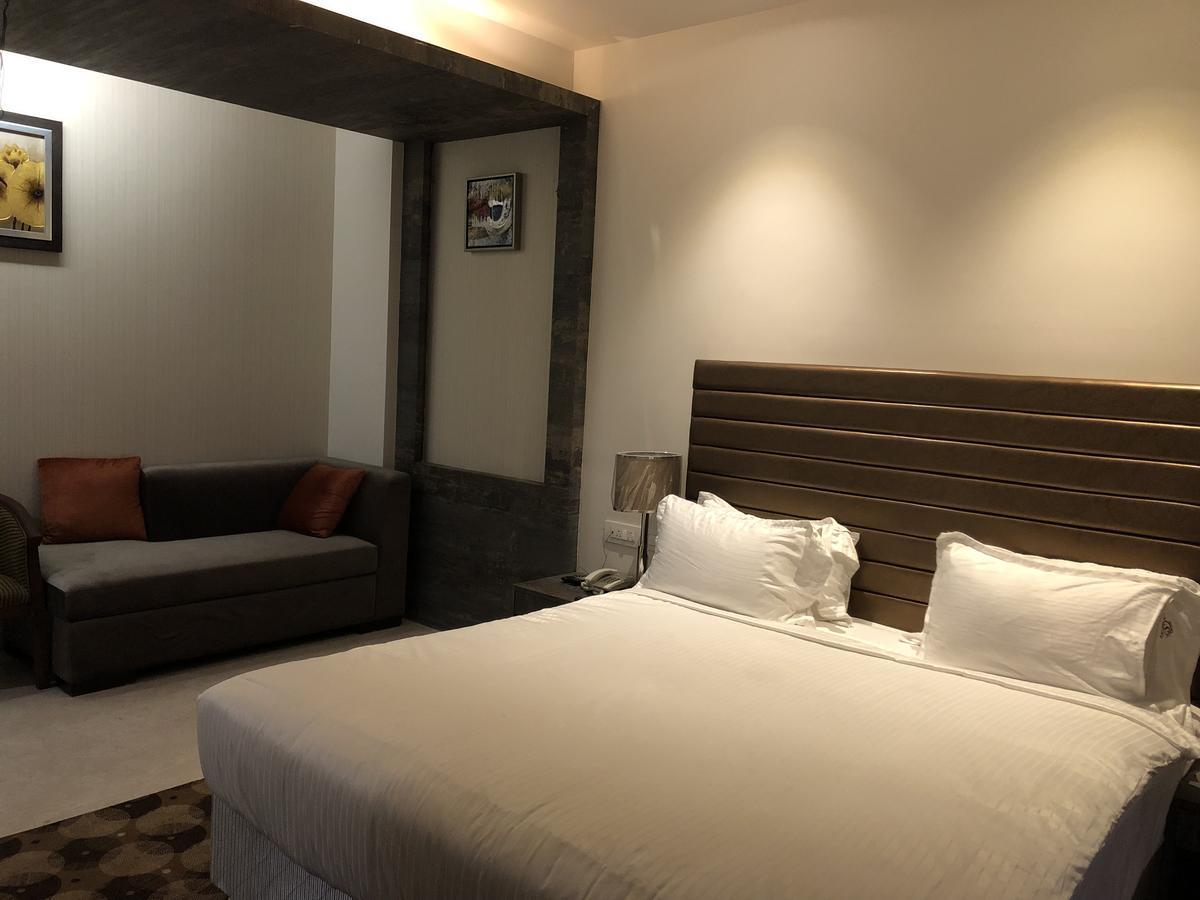 Hotel Sharanam Shegaon Exterior foto